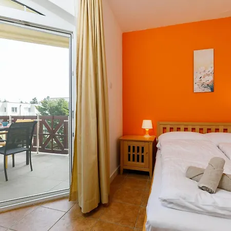 Apartment Charlie By Interhome Balatonlelle