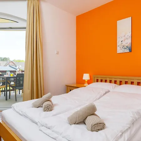 Apartment Charlie By Interhome Balatonlelle